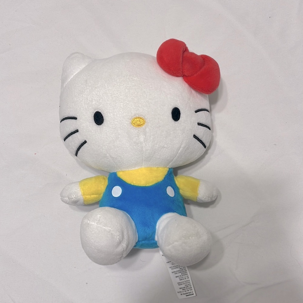 cute hello kitty plushie - Picture 1 of 1